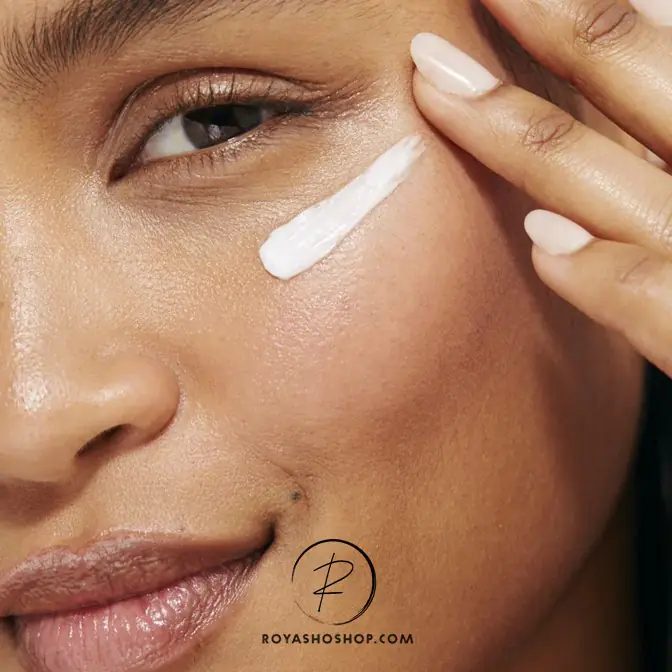 کرم دور چشم را چگونه بزنیم؟